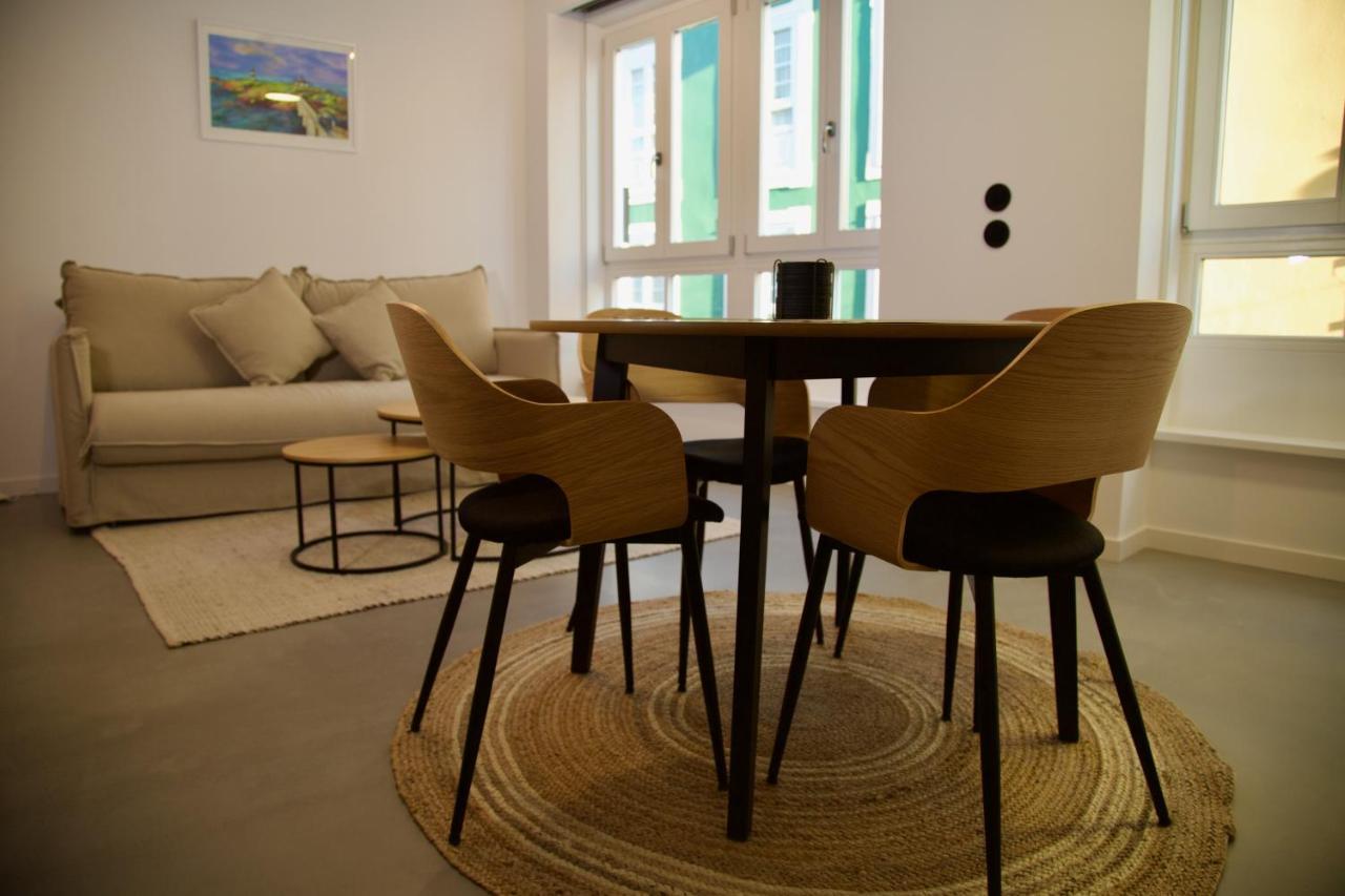 Suite 202 - 1 Bedroom Suite In Amando Perez Suites Ribadeo Esterno foto