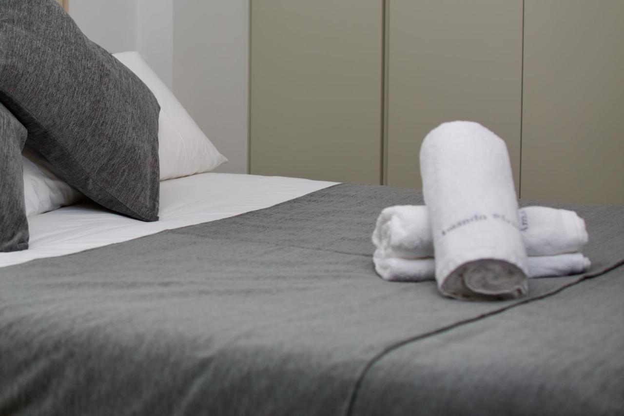 Suite 202 - 1 Bedroom Suite In Amando Perez Suites Ribadeo Esterno foto