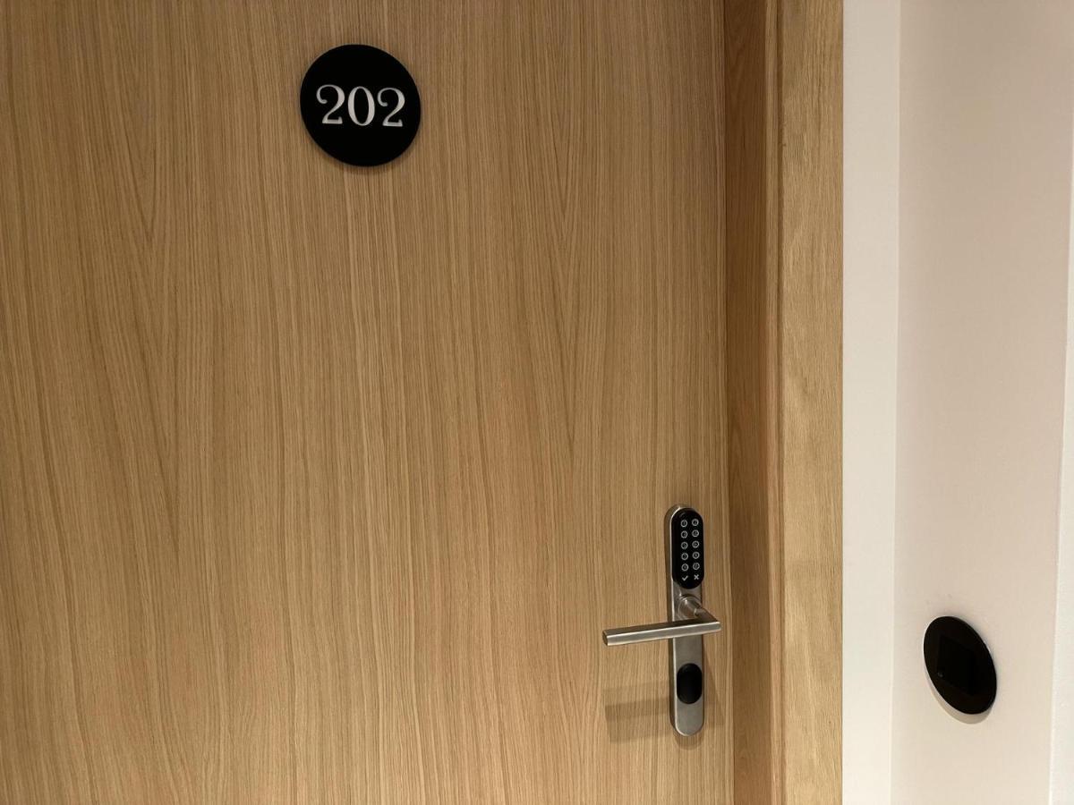 Suite 202 - 1 Bedroom Suite In Amando Perez Suites Ribadeo Esterno foto