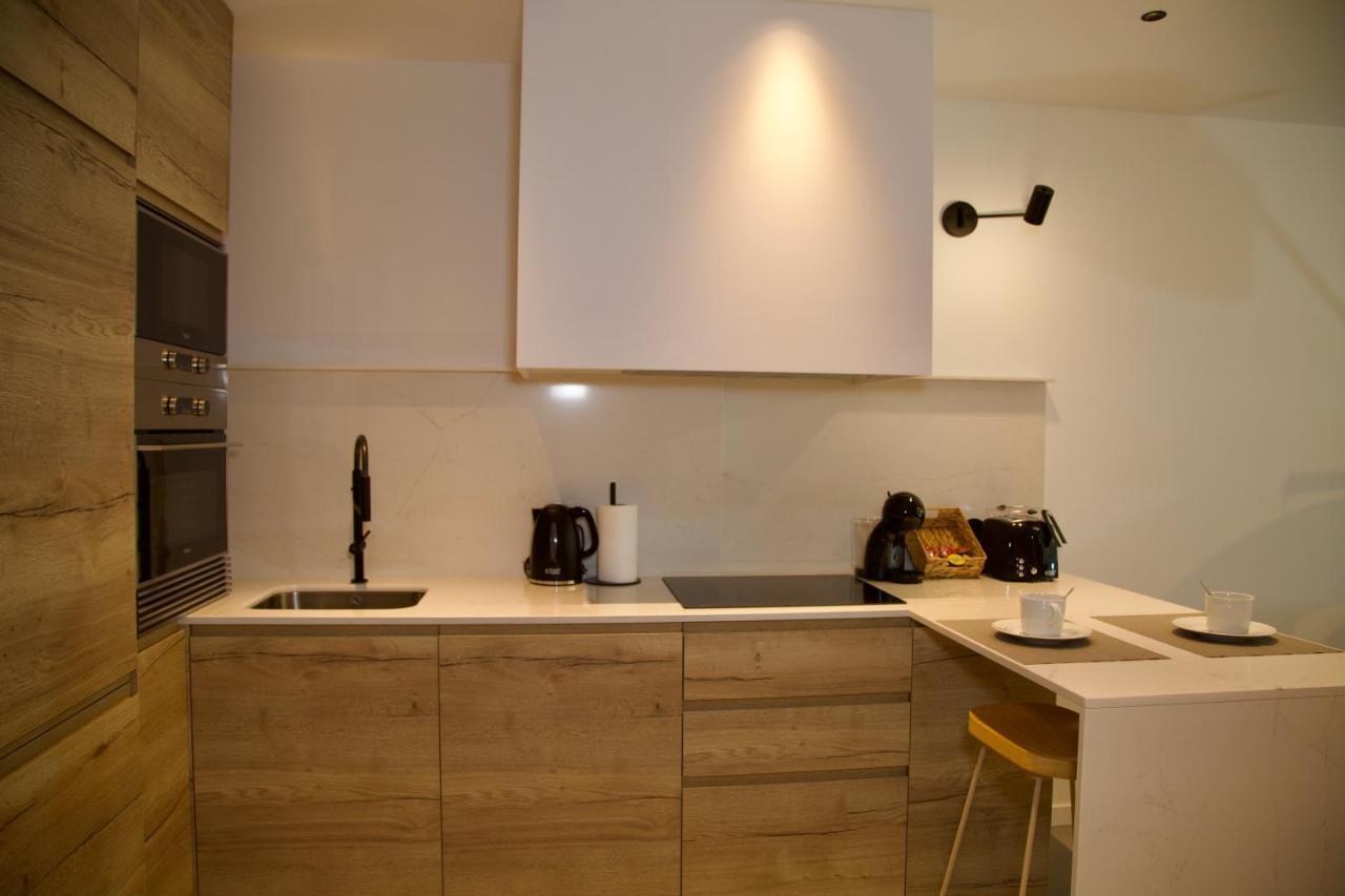 Suite 202 - 1 Bedroom Suite In Amando Perez Suites Ribadeo Esterno foto
